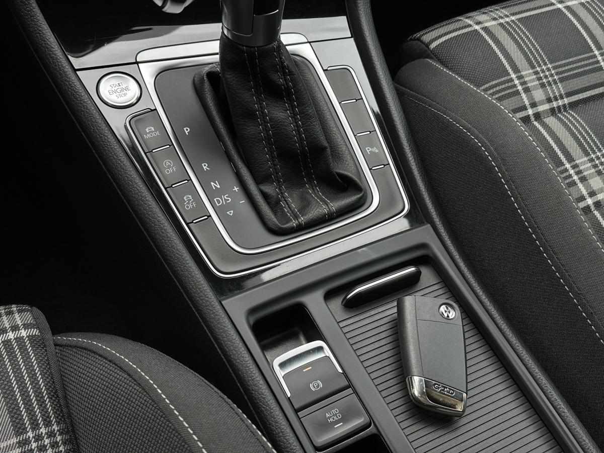 volkswagen-golf-2018-diesel-1968cc