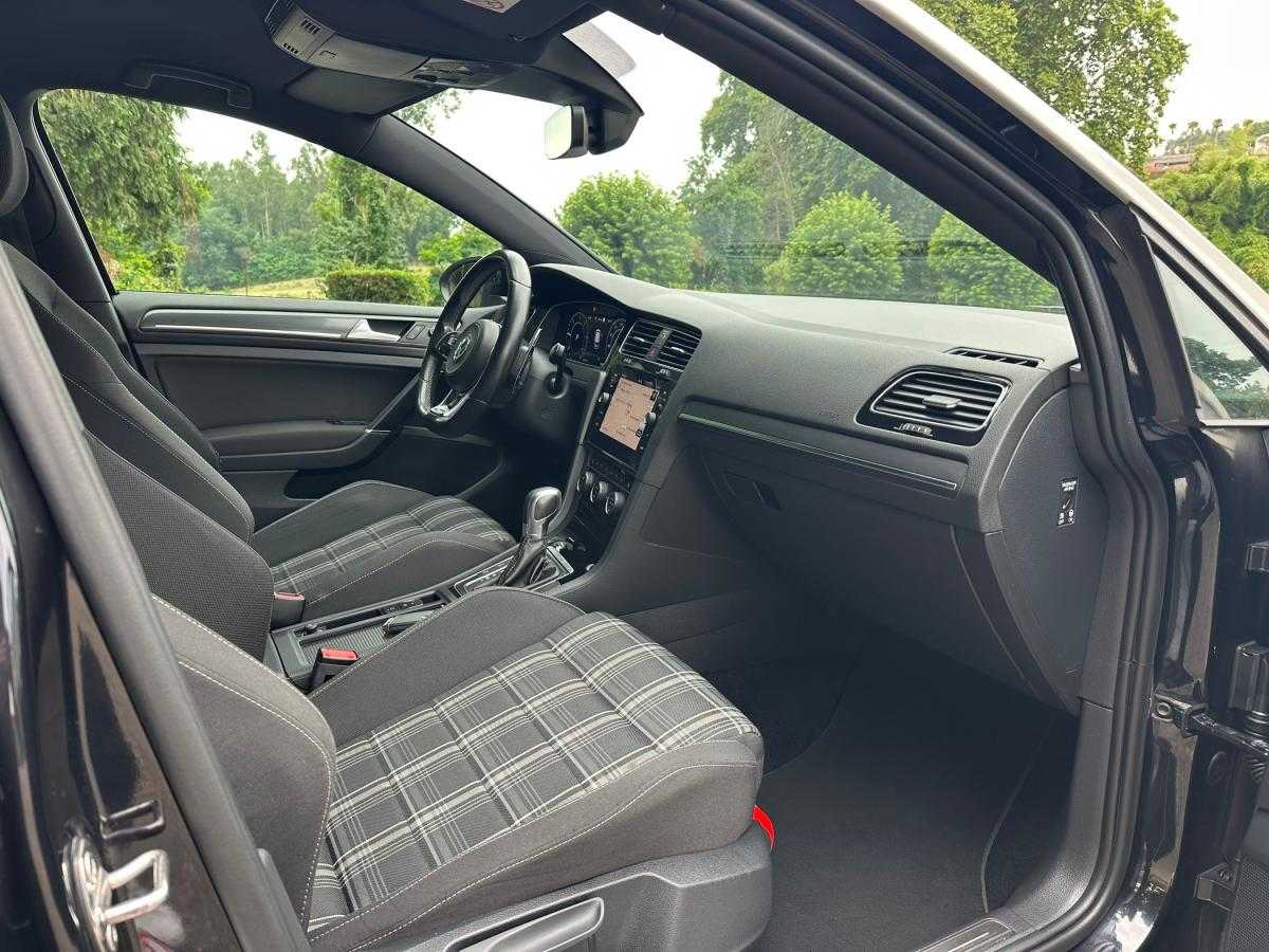 volkswagen-golf-2018-diesel-1968cc