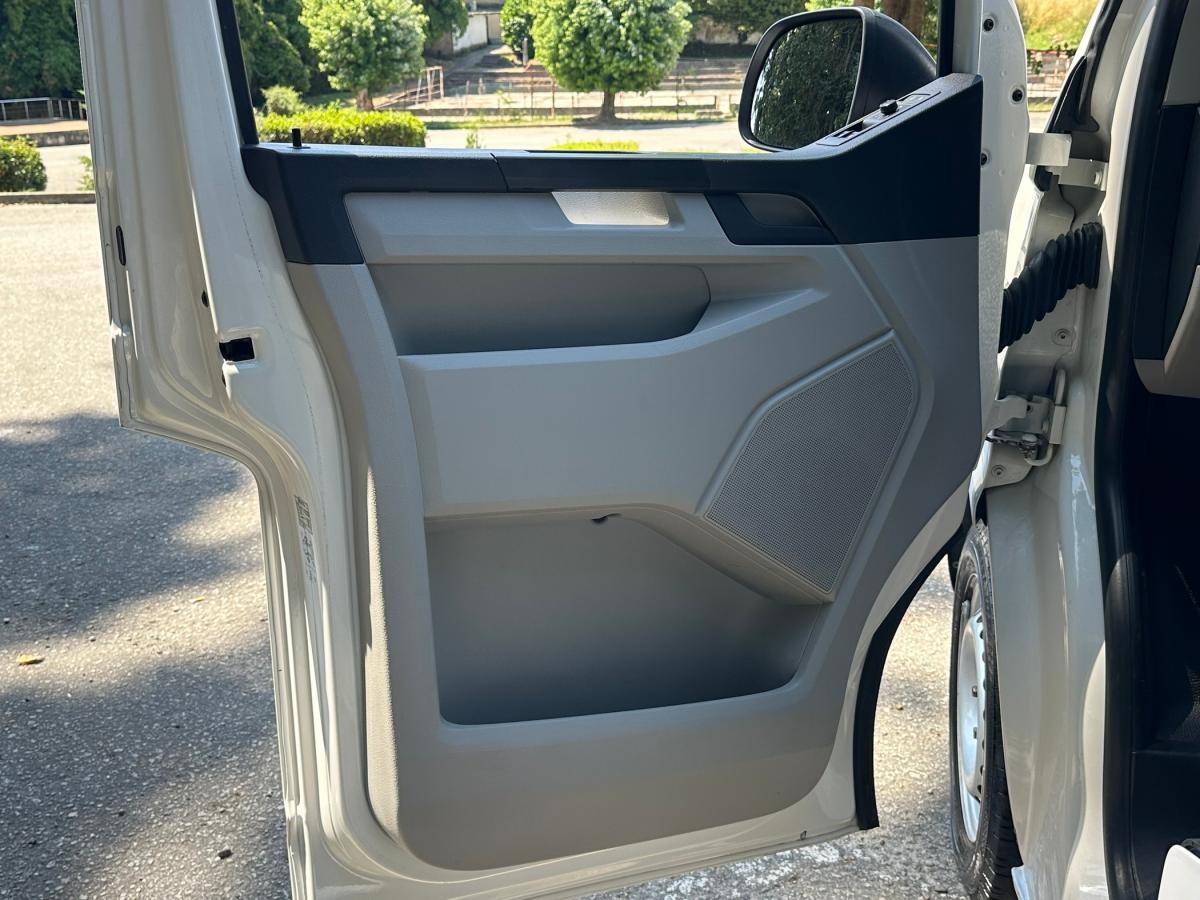 volkswagen-transporter-2019-diesel-1968cc