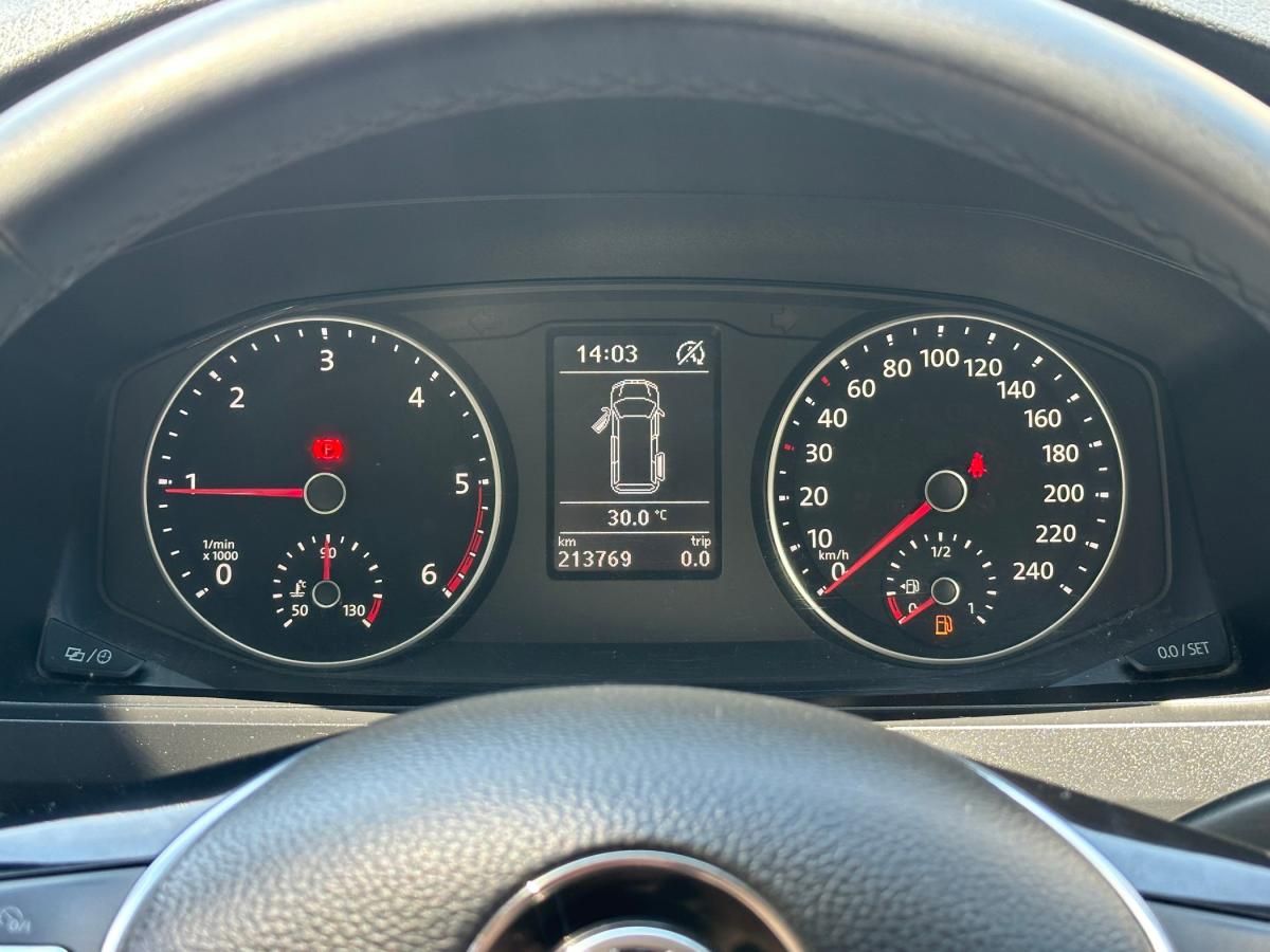 volkswagen-transporter-2019-diesel-1968cc