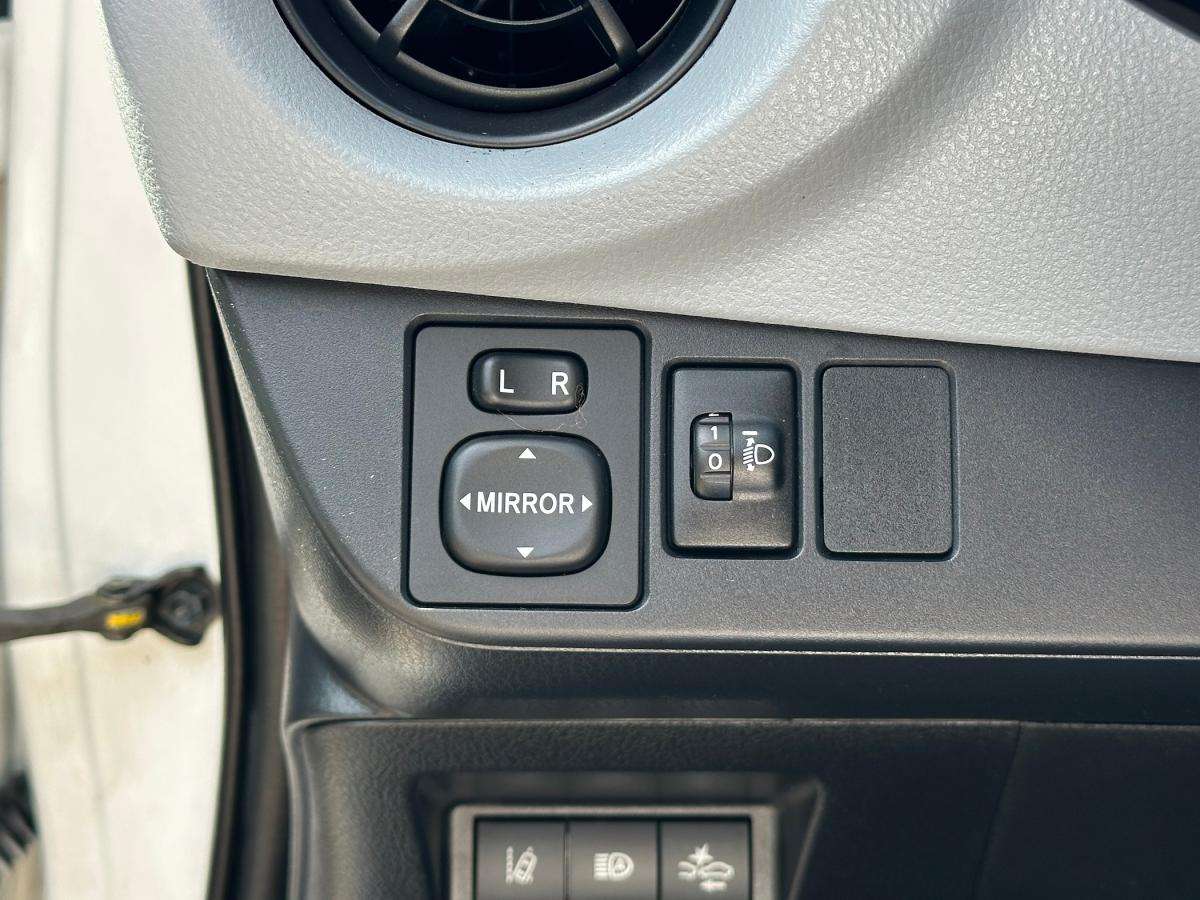toyota-yaris-2020-gasolina-998cc