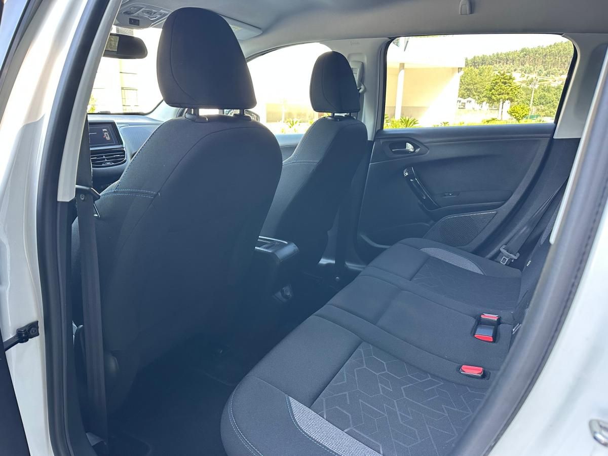 peugeot-2008-2019-gasolina-1199cc
