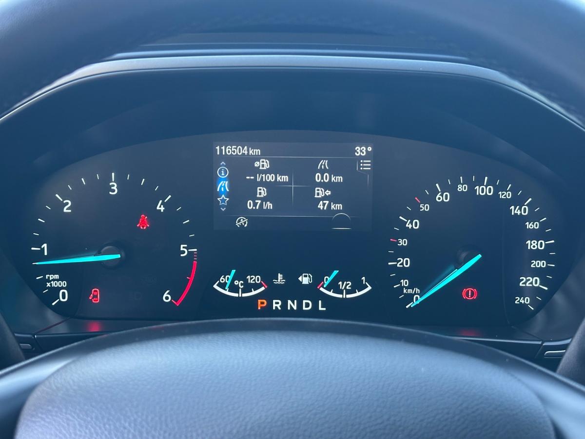 ford-focus-2022-diesel-1499cc