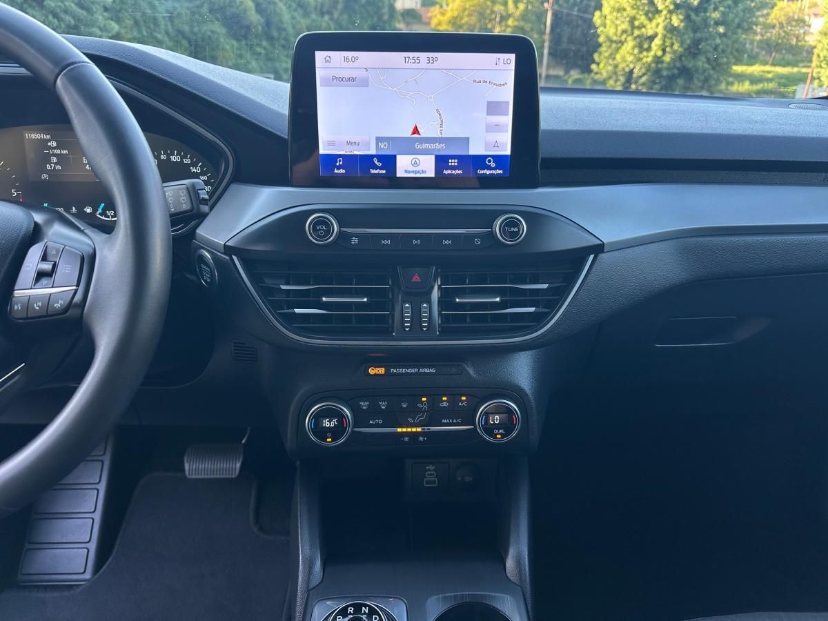 ford-focus-2022-diesel-1499cc