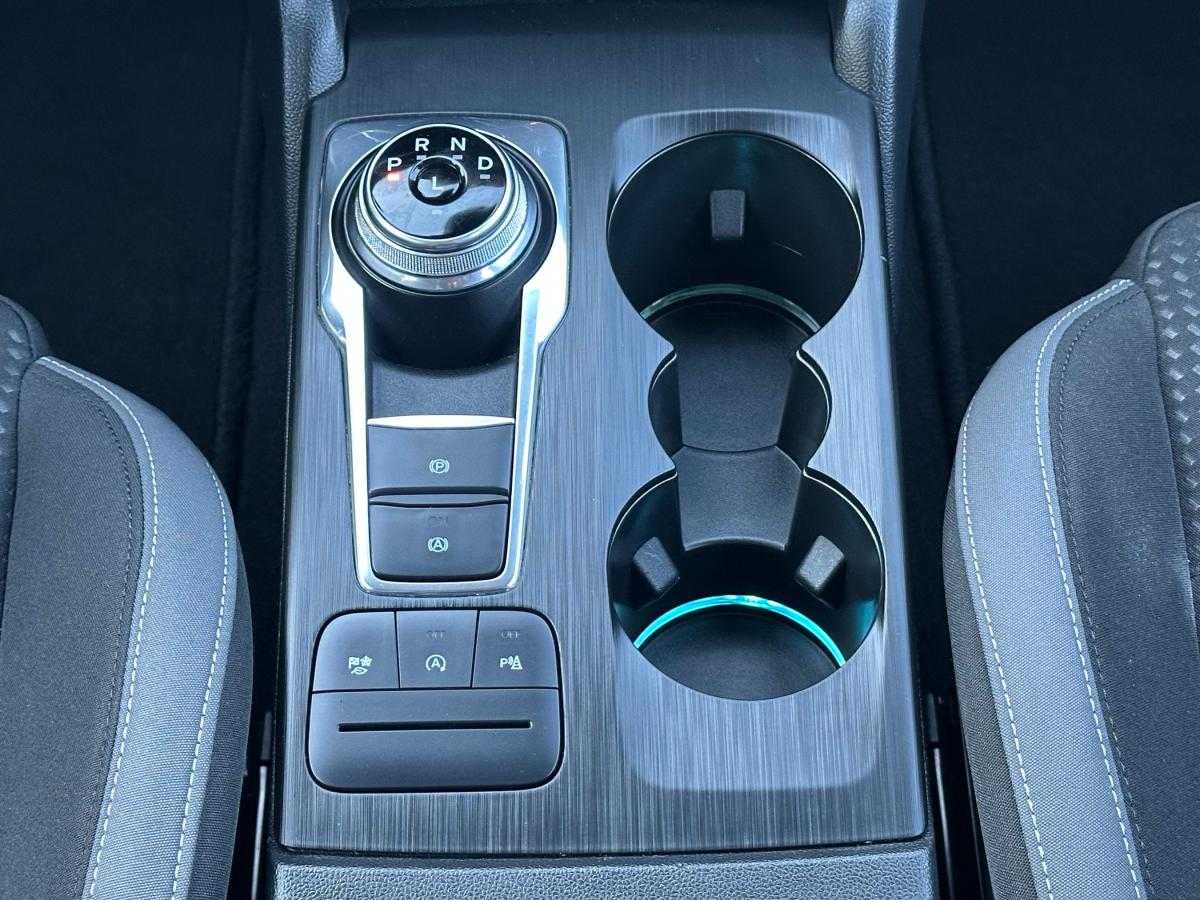 ford-focus-2022-diesel-1499cc