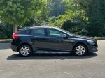 volvo-v40-cross-country-2015-diesel-1560cc