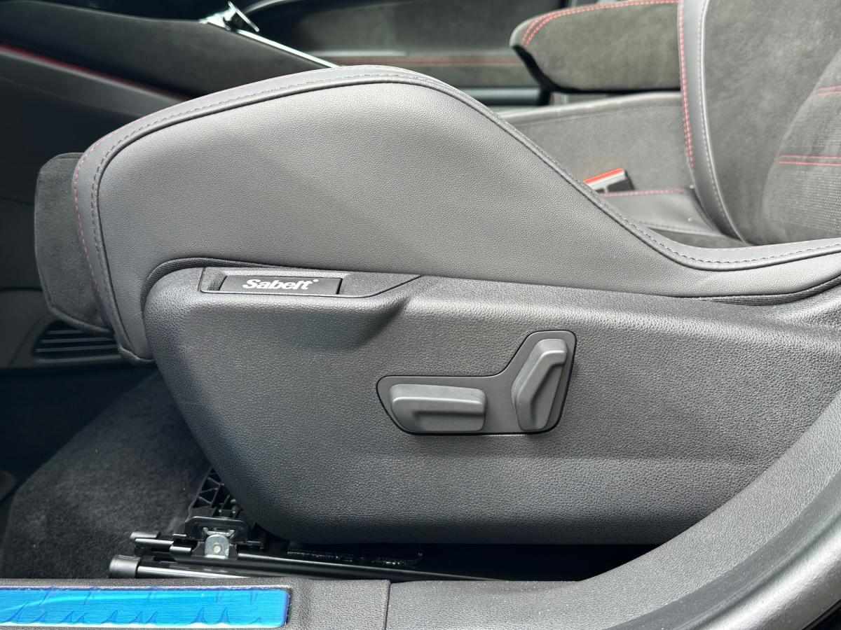 alfa-romeo-junior-2025-hibrido-a-gasolina-1199cc