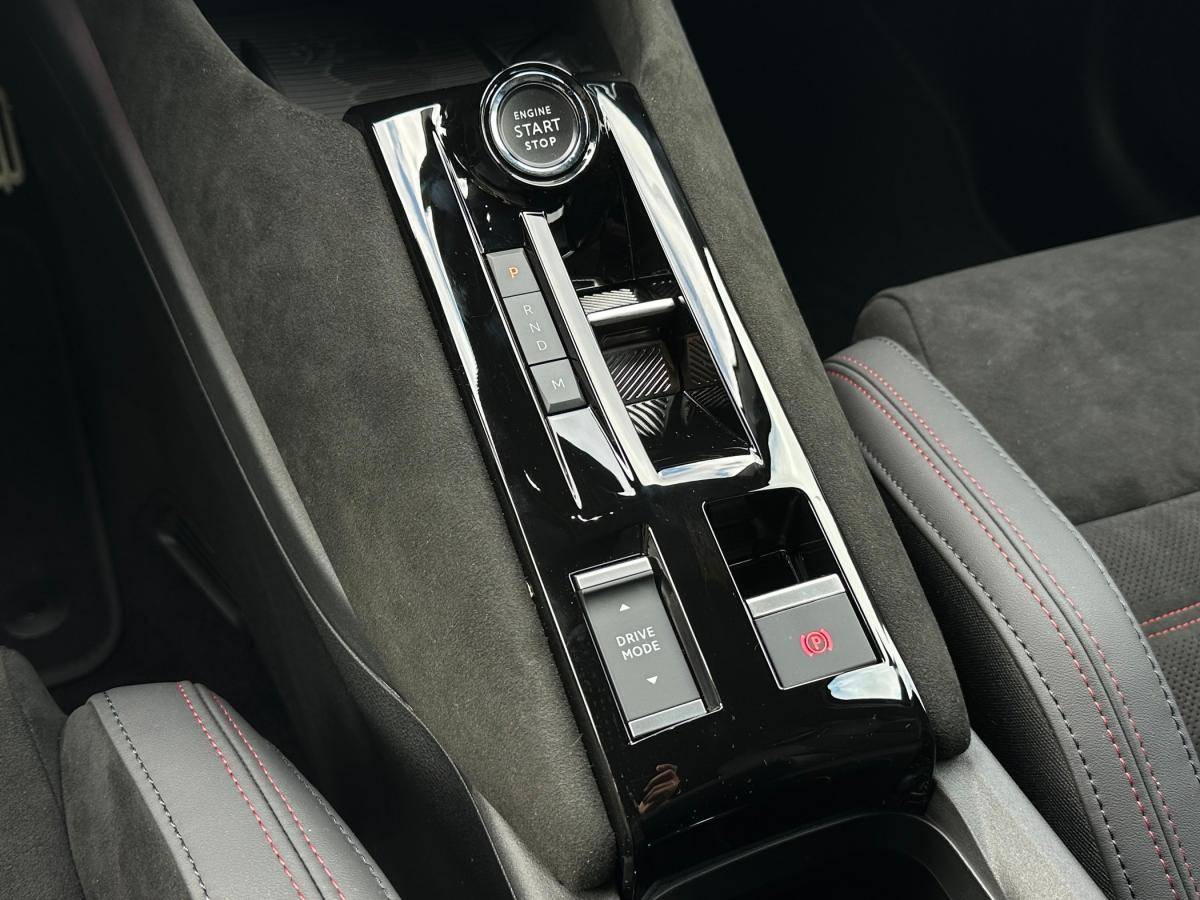 alfa-romeo-junior-2025-hibrido-a-gasolina-1199cc