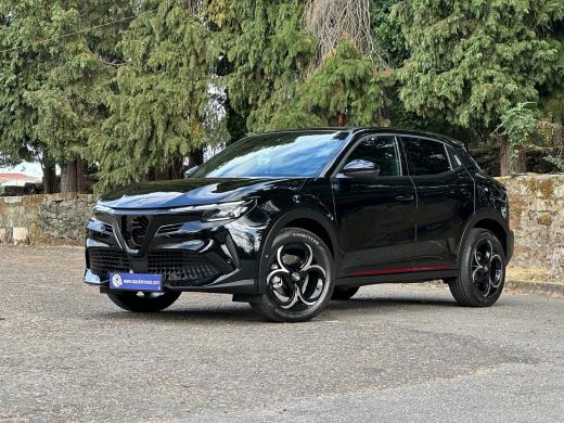 alfa-romeo-junior-2025-hibrido-a-gasolina-1199cc