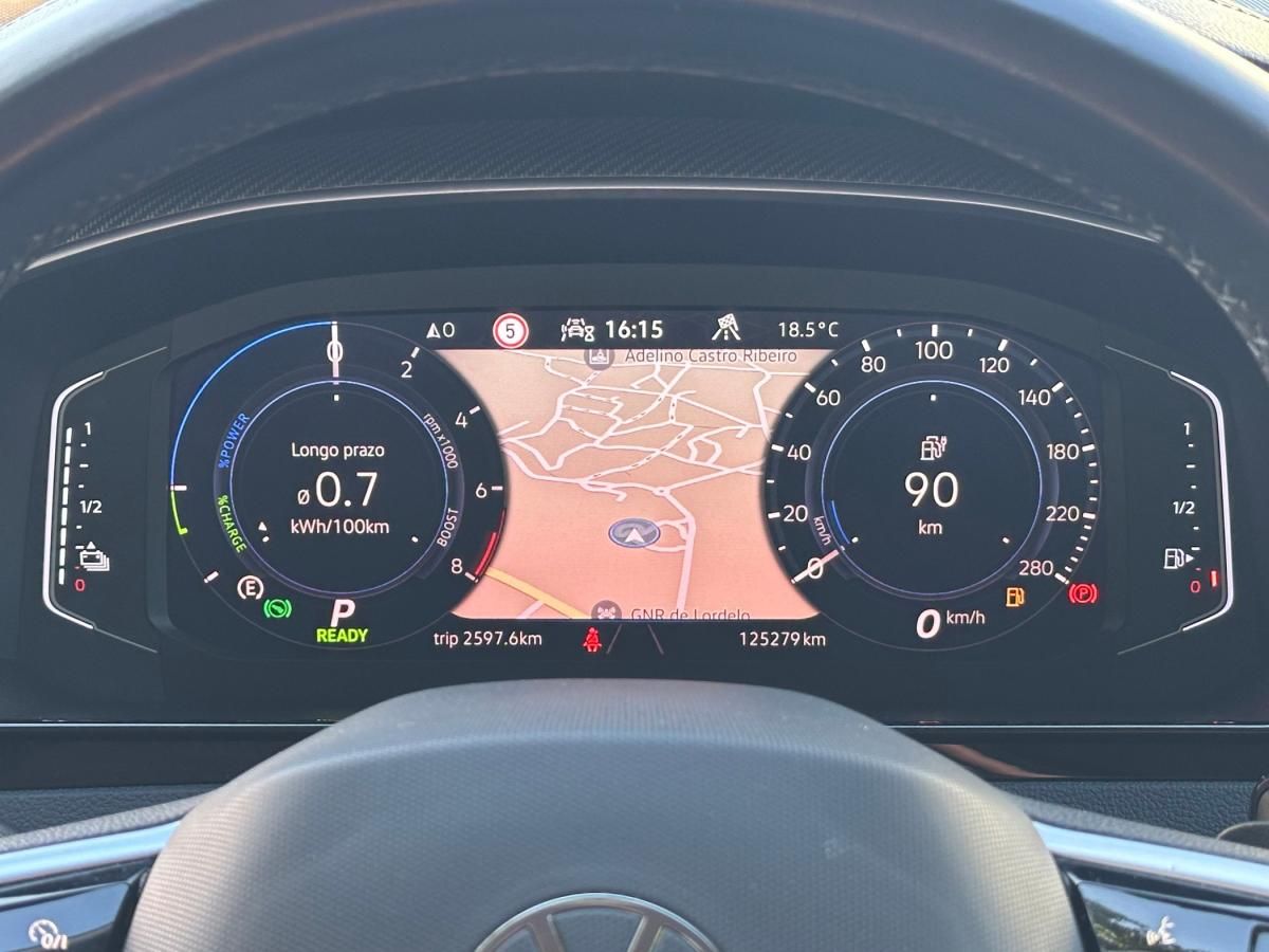 volkswagen-arteon-2021-hibrido-a-gasolina-1395cc
