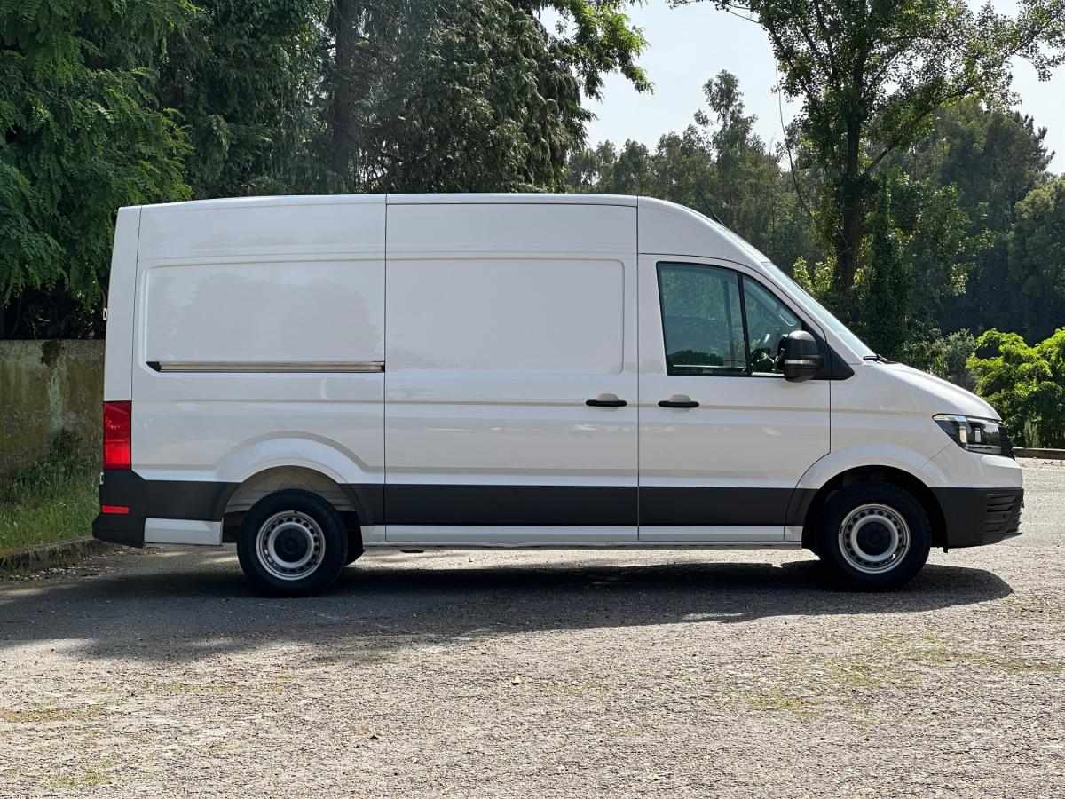 volkswagen-crafter-2022-diesel-1968cc