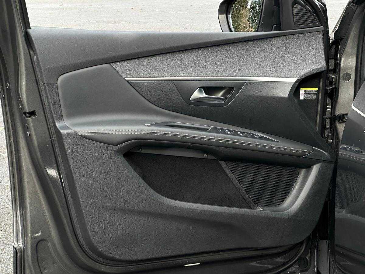 peugeot-3008-2020-hibrido-a-gasolina-1598cc