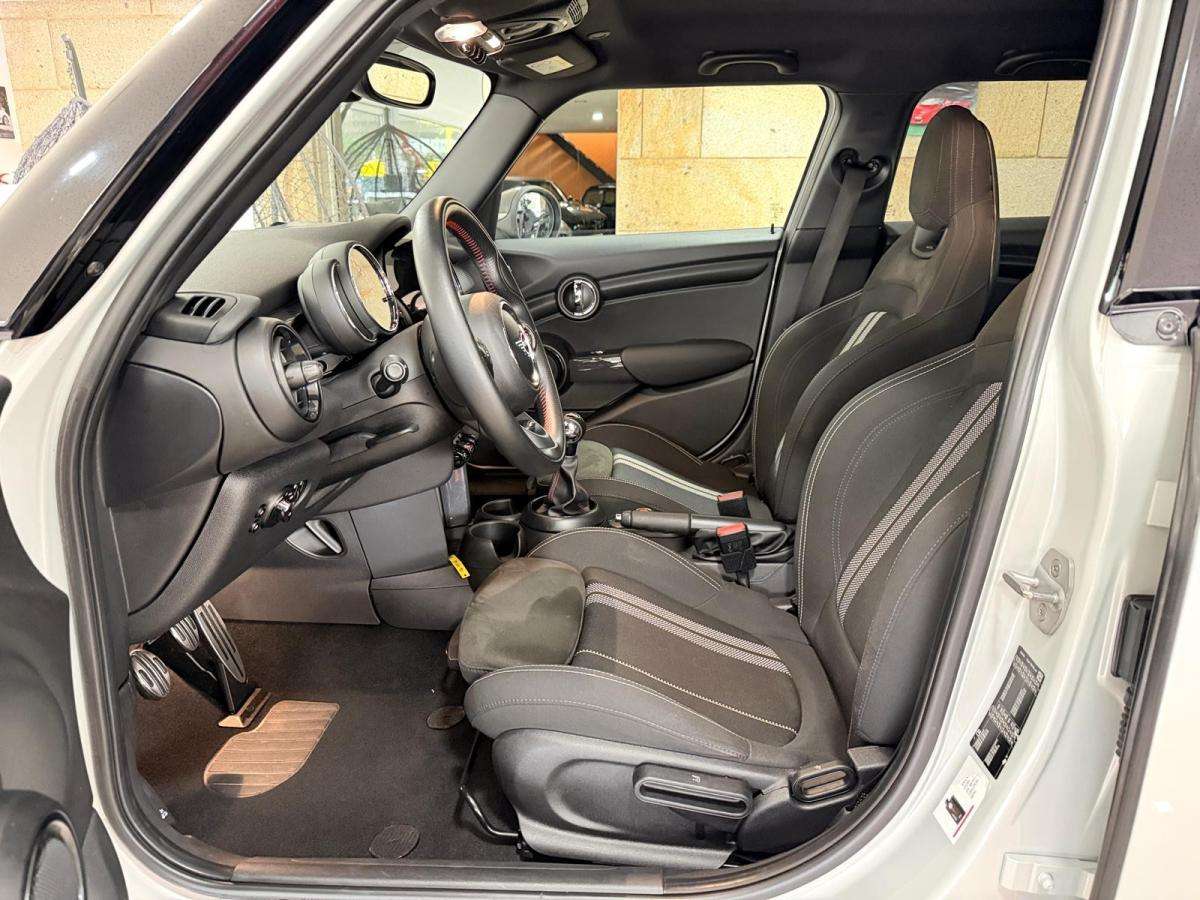 mini-cooper-2018-diesel-1496cc