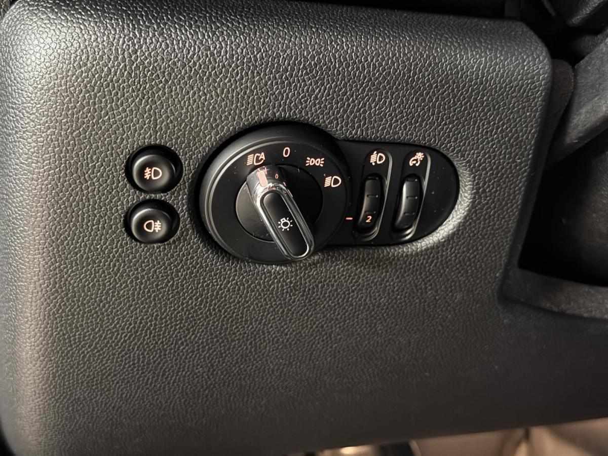 mini-cooper-2018-diesel-1496cc