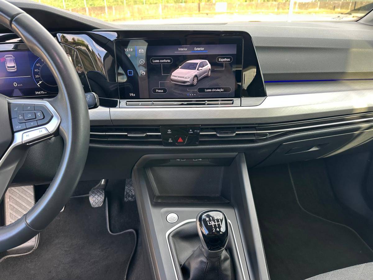 volkswagen-golf-2023-gasolina-999cc