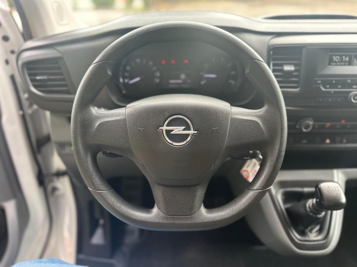 opel-vivaro-2022-diesel-1499cc