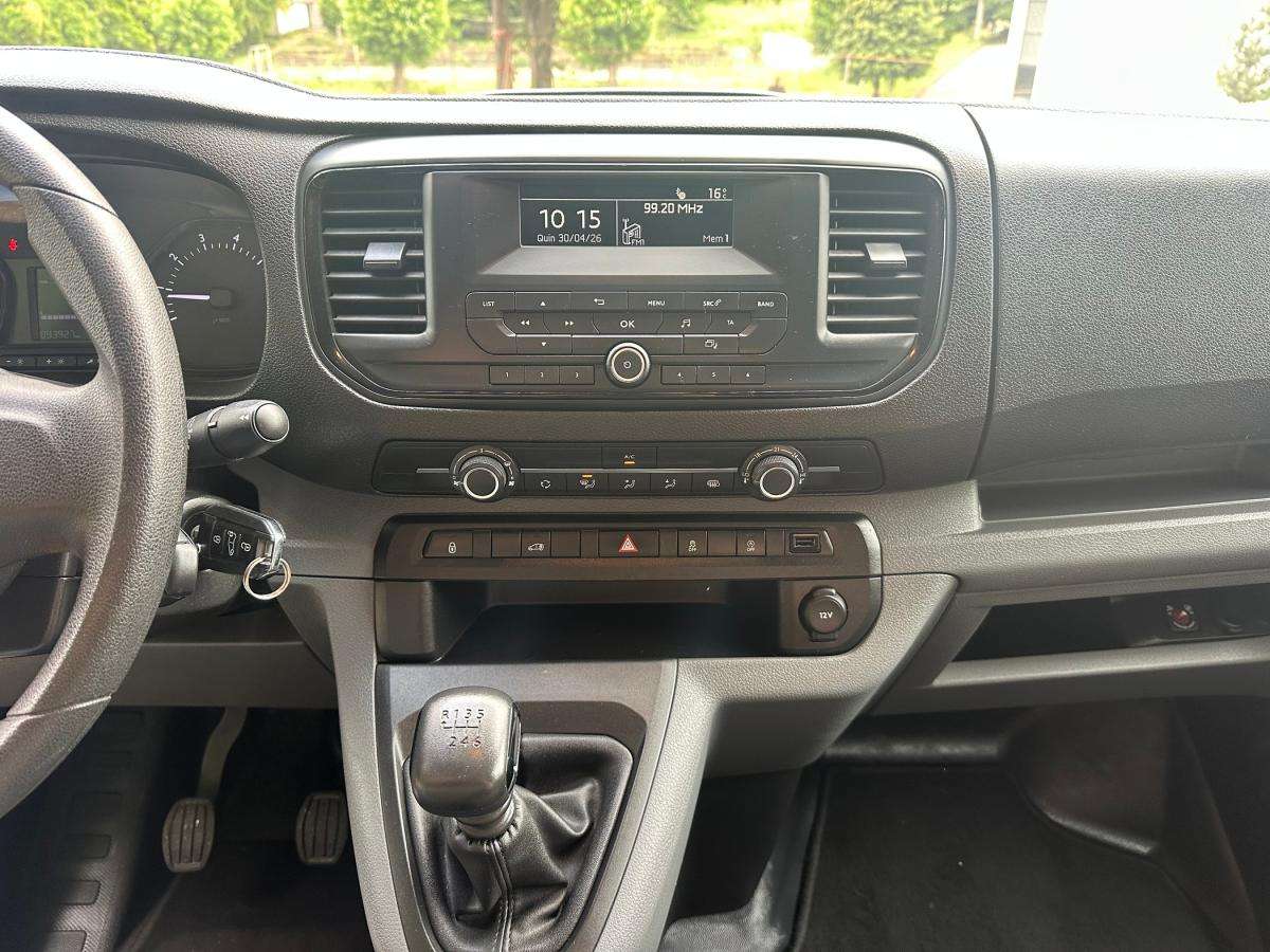 opel-vivaro-2022-diesel-1499cc