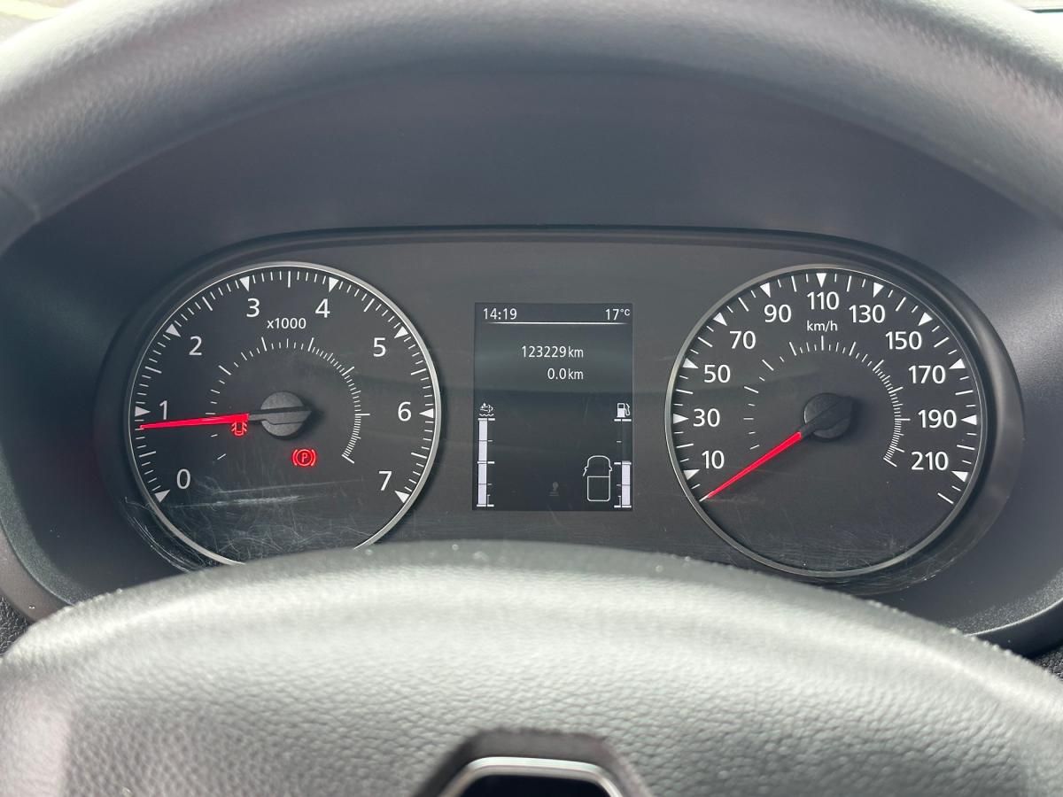 renault-master-2023-diesel-2299cc
