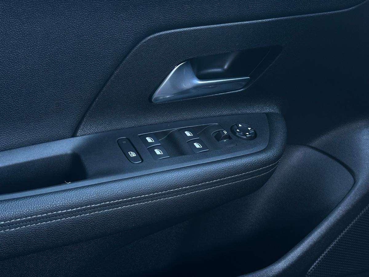 opel-mokka-2023-gasolina-1199cc