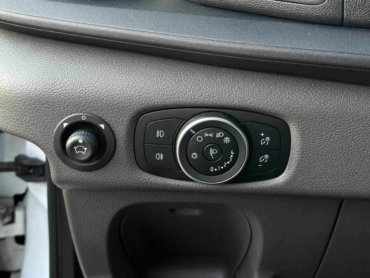 ford-transit-2022-diesel-1995cc