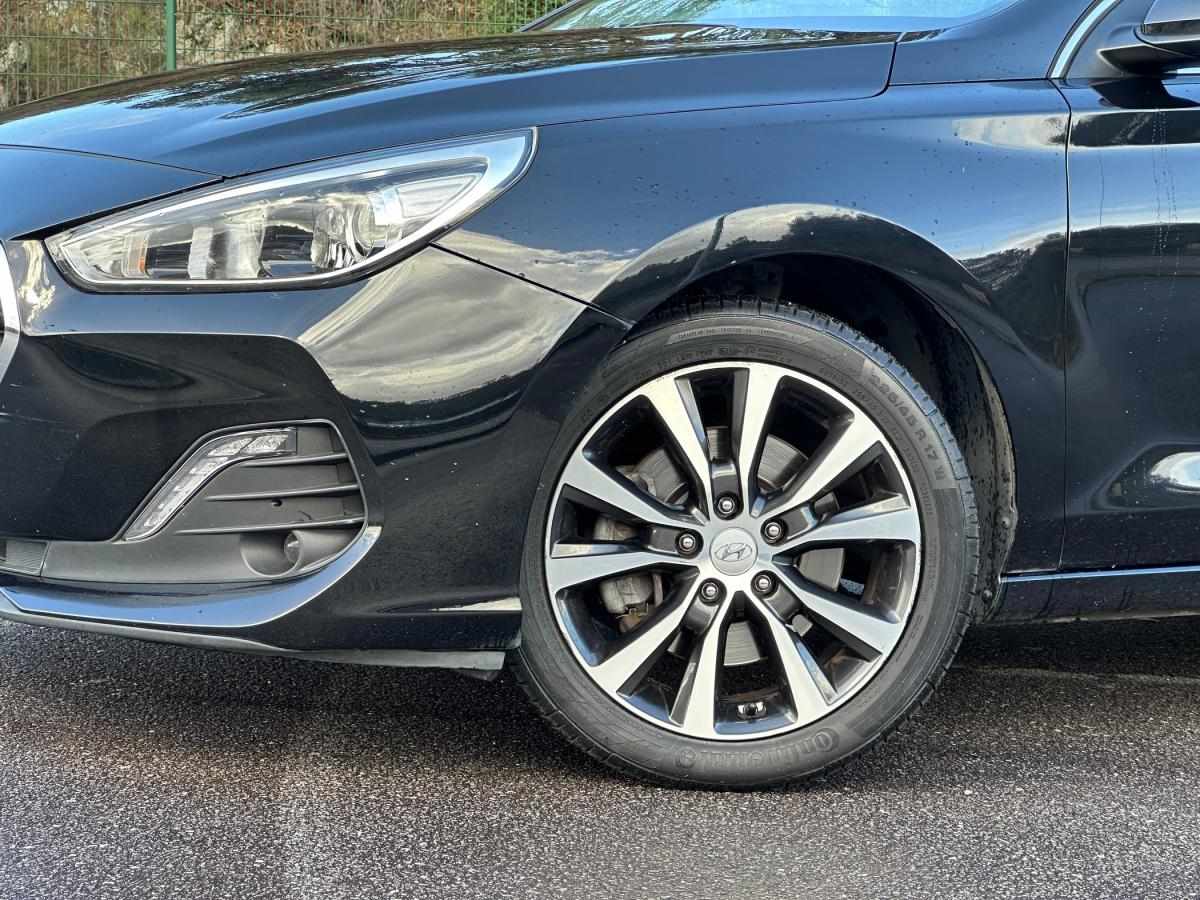 hyundai-i30-sw-2020-diesel-1598cc