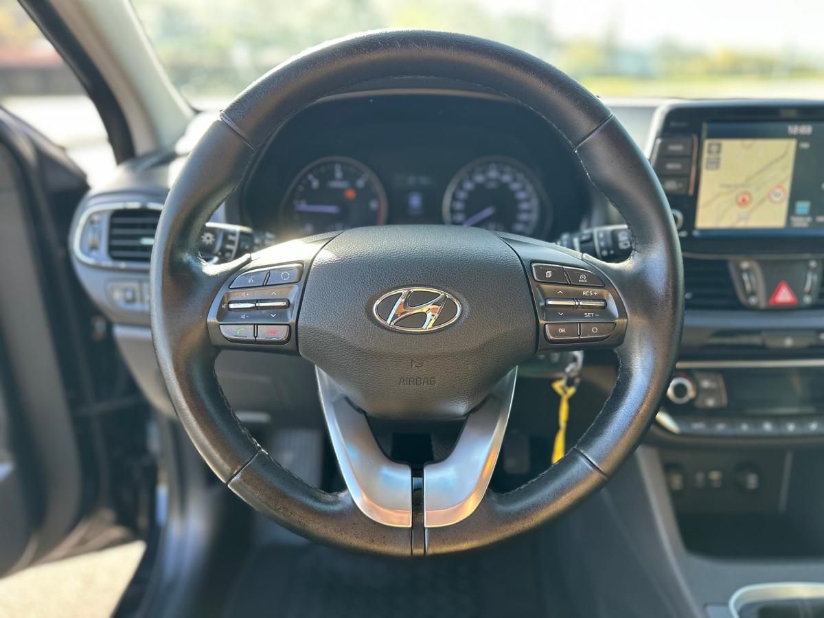 hyundai-i30-sw-2020-diesel-1598cc
