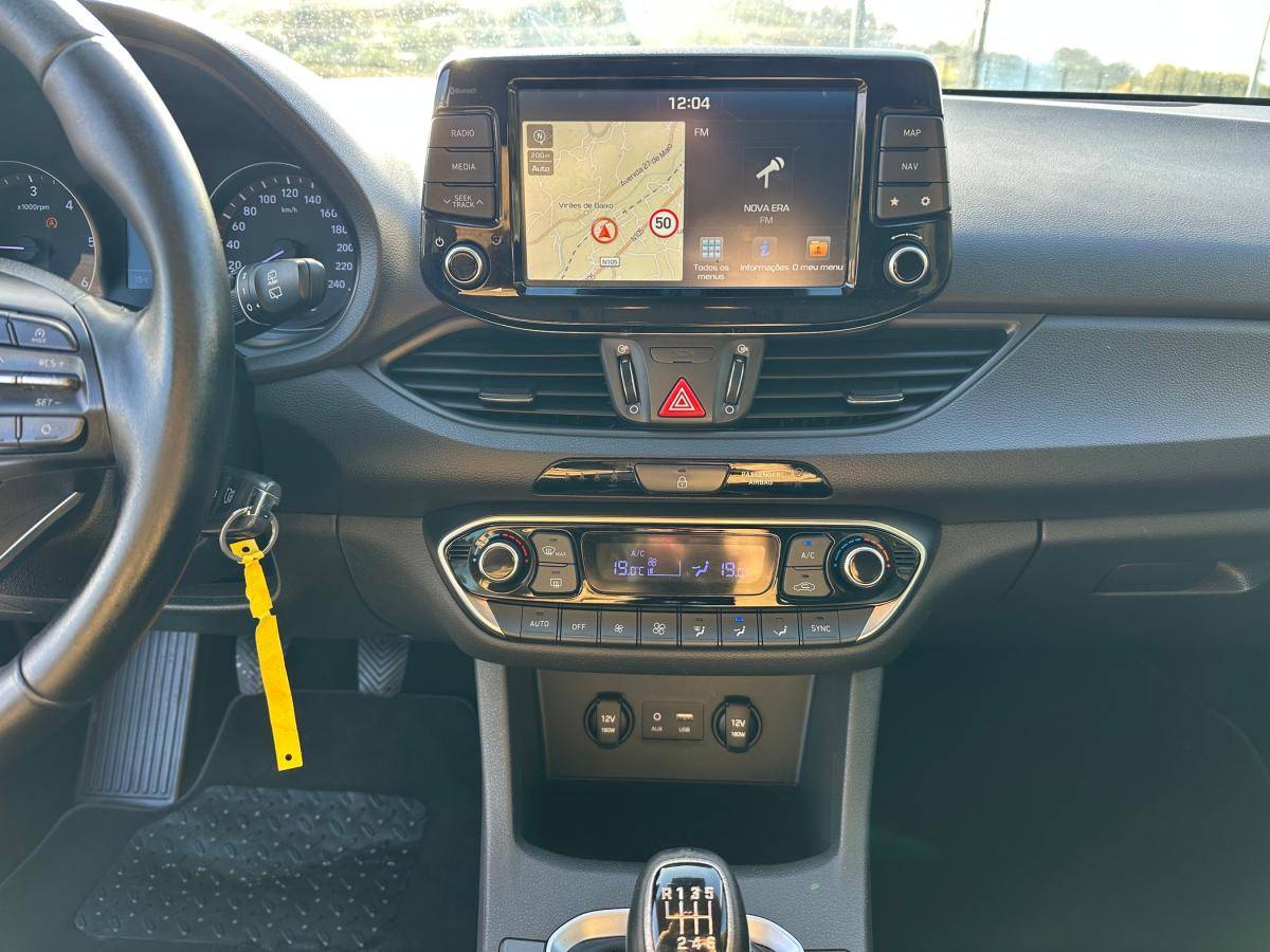 hyundai-i30-sw-2020-diesel-1598cc