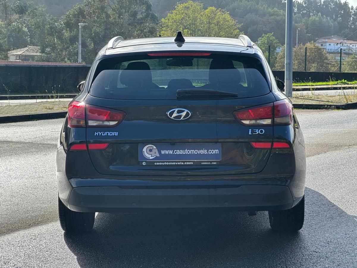 hyundai-i30-sw-2020-diesel-1598cc