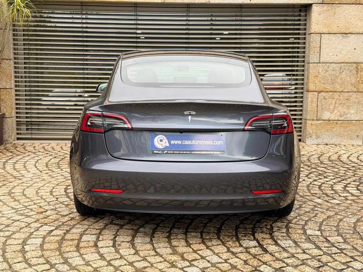 tesla-model-3-2023-eletrico-500cc