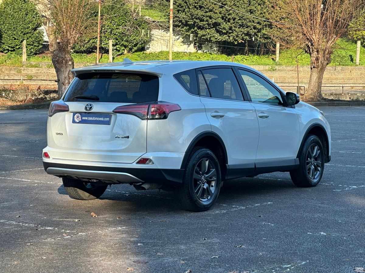 toyota-rav4-2017-diesel-1995cc