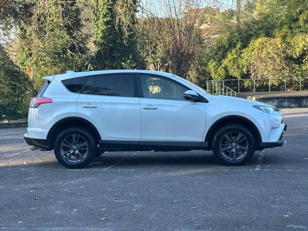 toyota-rav4-2017-diesel-1995cc