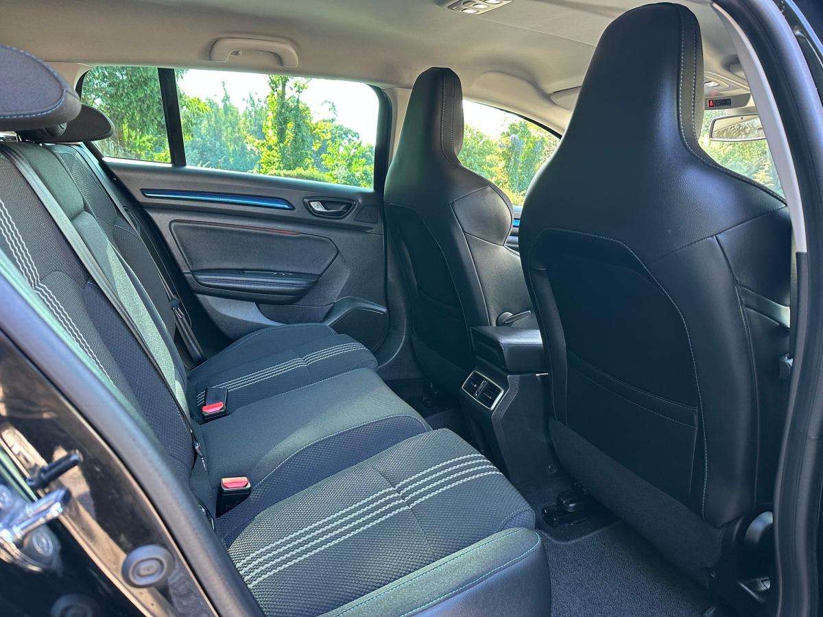 renault-megane-sport-tourer-2019-gasolina-1332cc