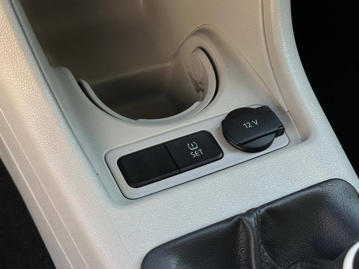 seat-mii-2015-gasolina-999cc