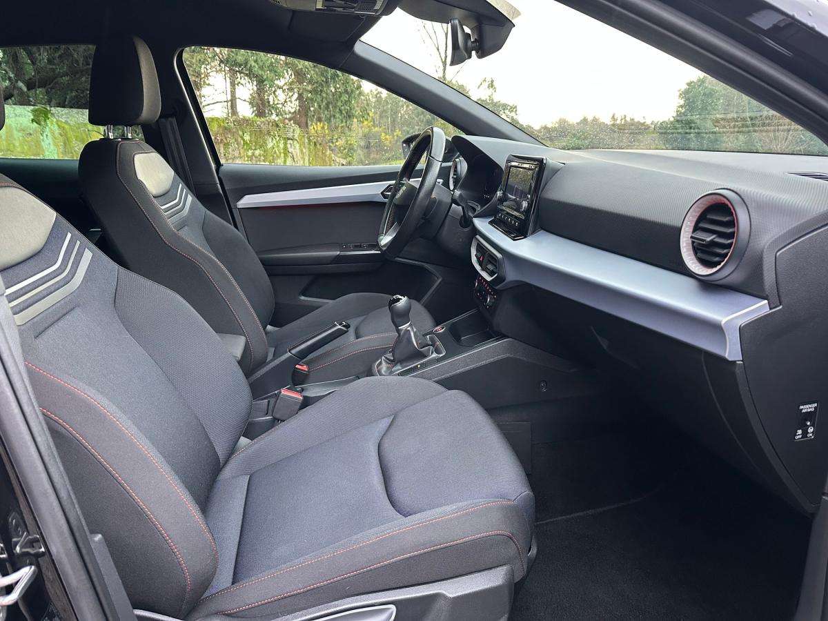 seat-ibiza-2023-gasolina-999cc