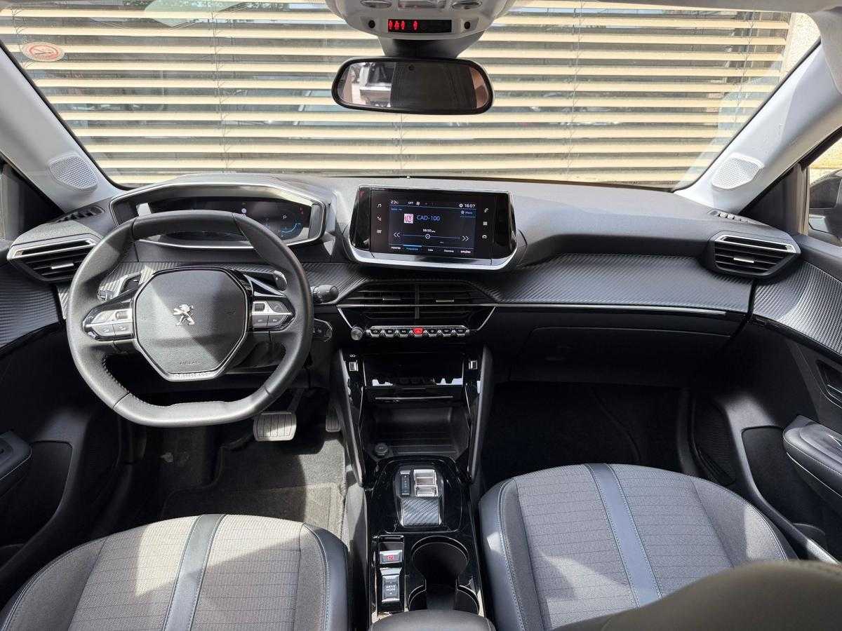 peugeot-208-2023-gasolina-1199cc