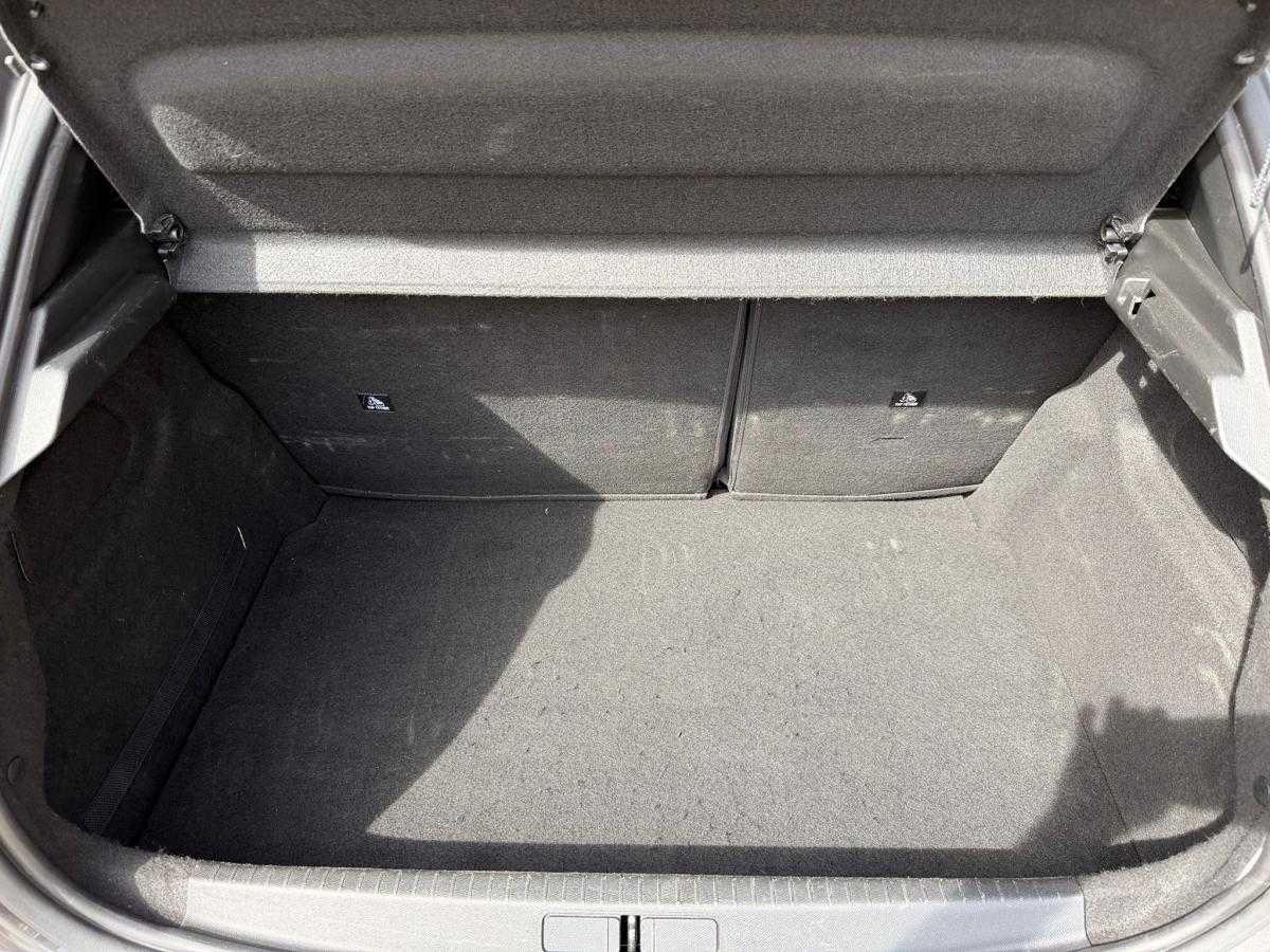 peugeot-208-2023-gasolina-1199cc