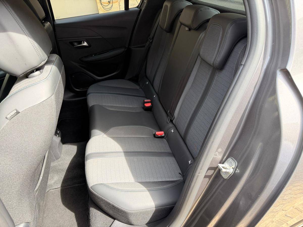 peugeot-208-2023-gasolina-1199cc