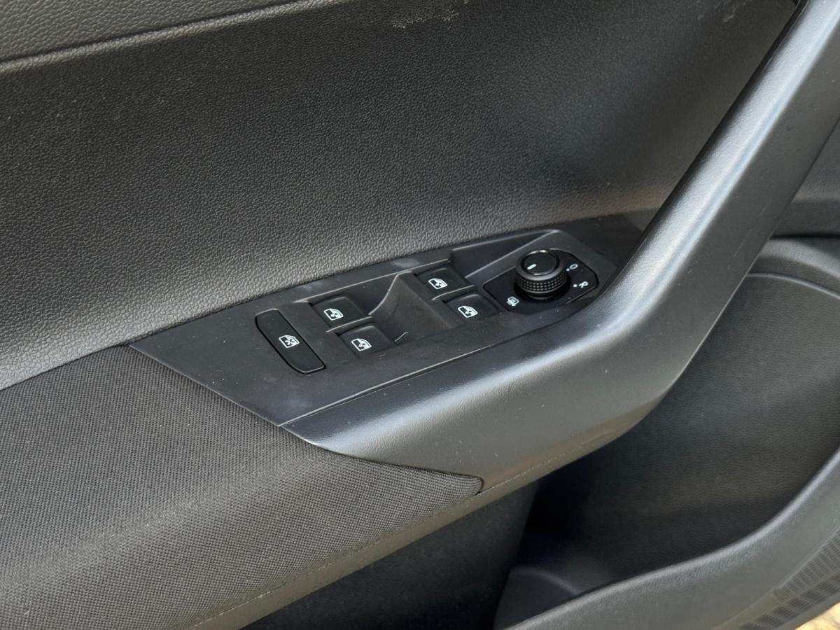 volkswagen-taigo-2023-gasolina-999cc