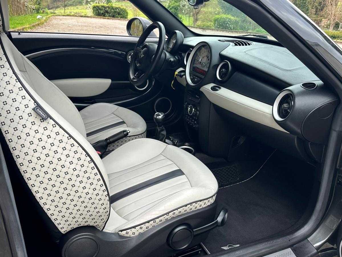 mini-coupe-2012-diesel-1995cc