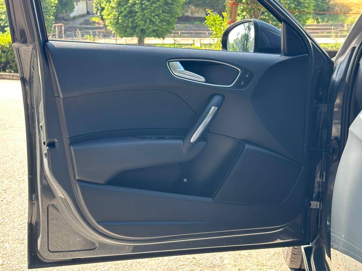 audi-a1-sportback-2015-diesel-1422cc