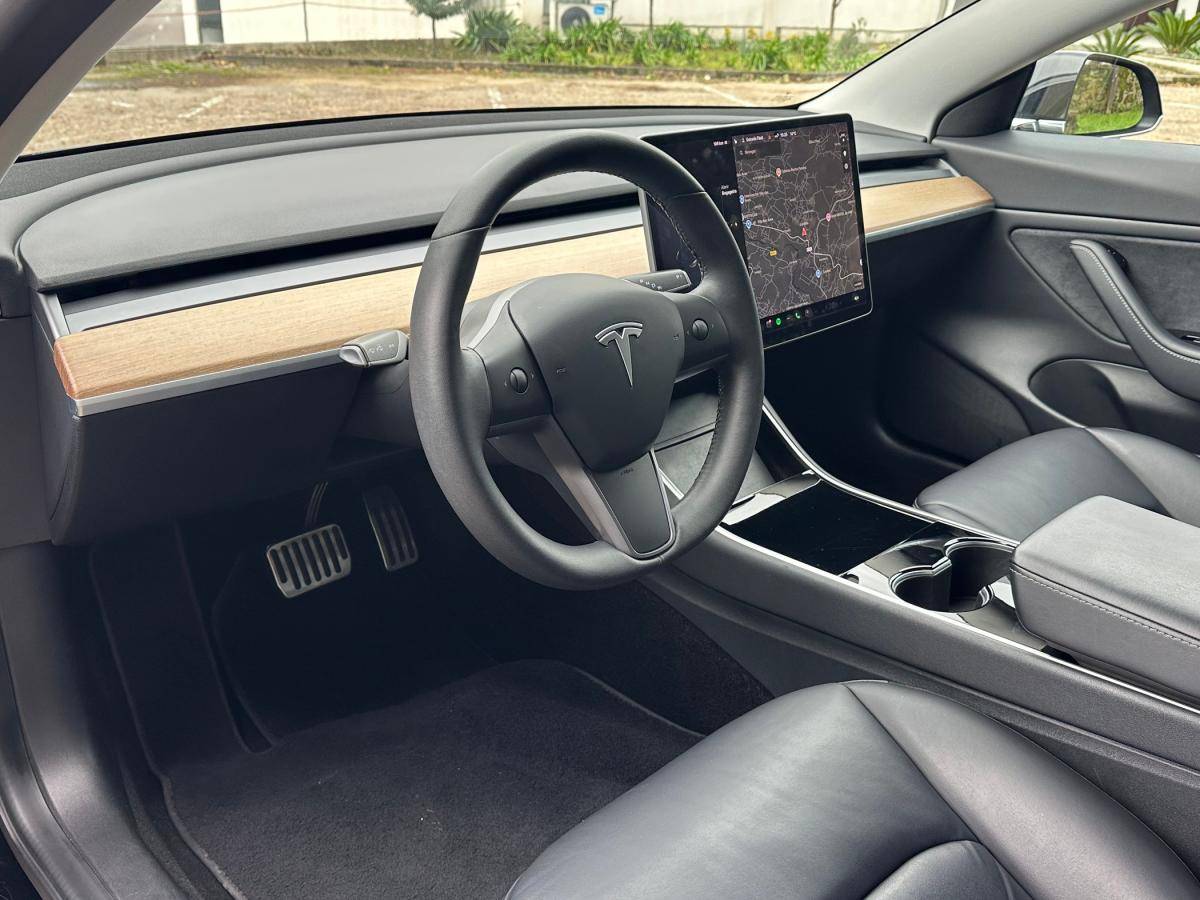 tesla-model-3-2020-eletrico-500cc