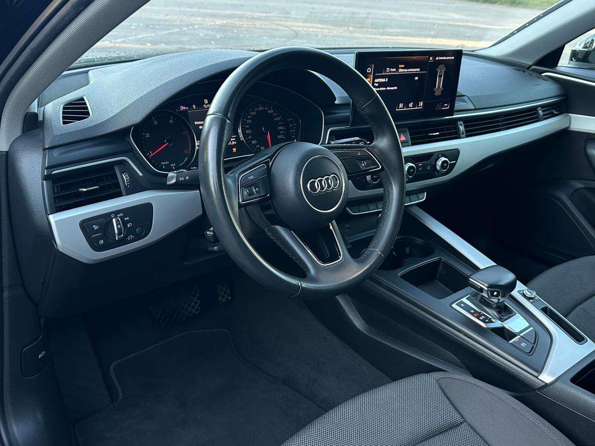audi-a4-avant-2022-diesel-1968cc