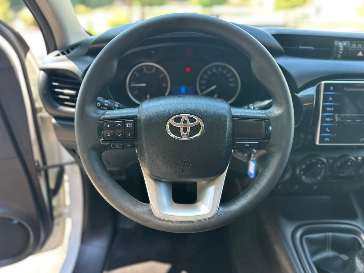 toyota-hilux-2020-diesel-2393cc