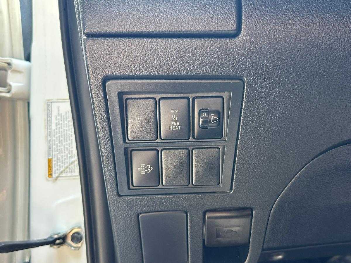 toyota-hilux-2020-diesel-2393cc