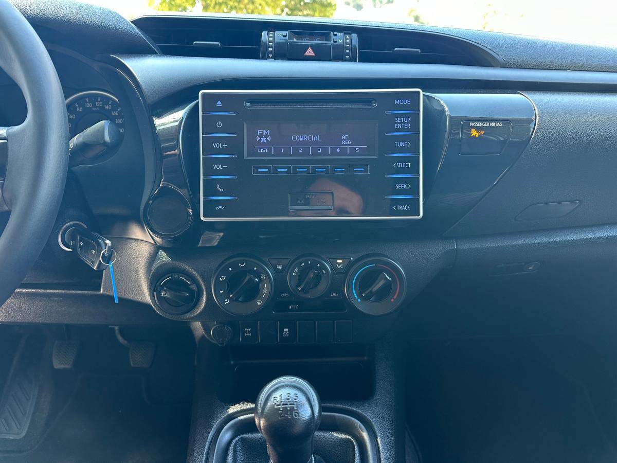 toyota-hilux-2020-diesel-2393cc