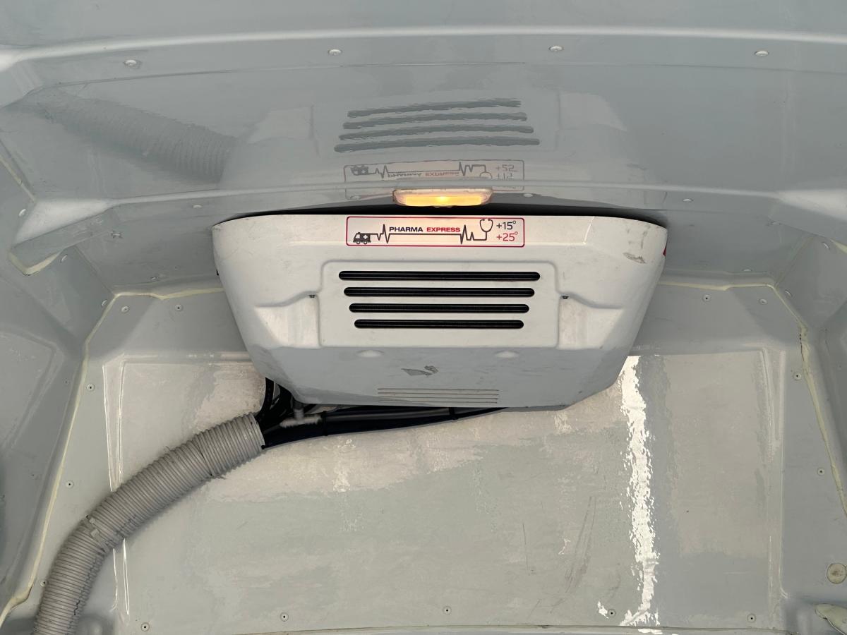renault-trafic-2023-diesel-1997cc