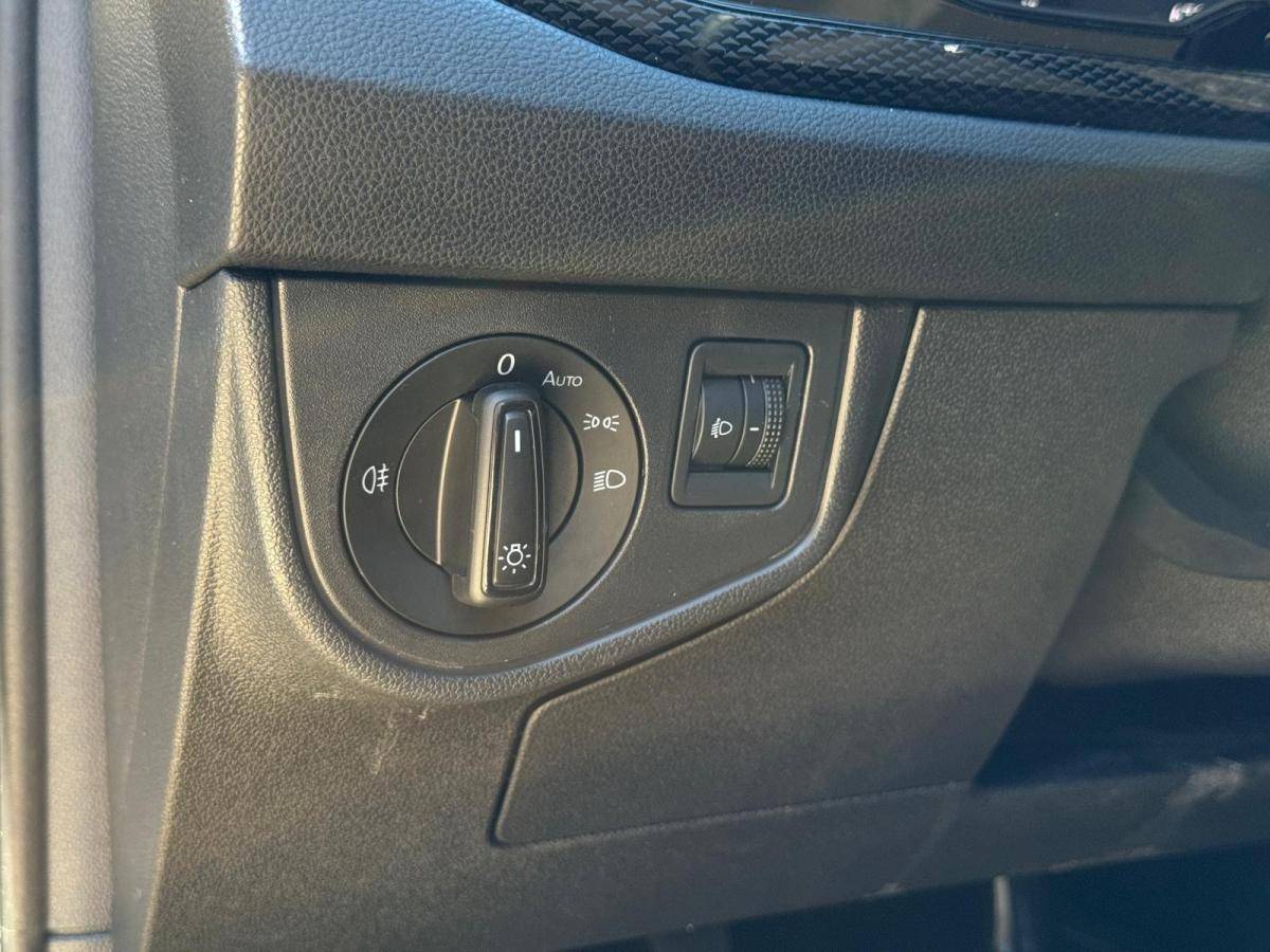 volkswagen-taigo-2023-gasolina-999cc