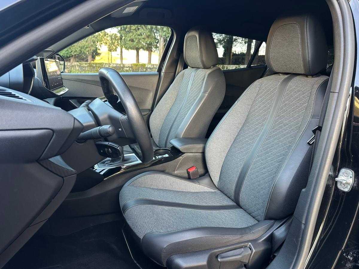 peugeot-2008-2024-gasolina-1199cc