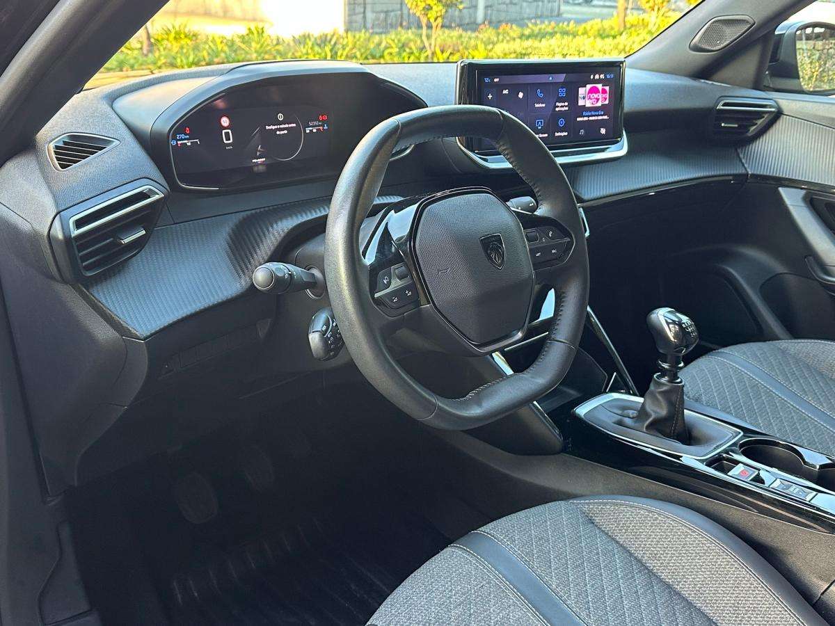 peugeot-2008-2024-gasolina-1199cc