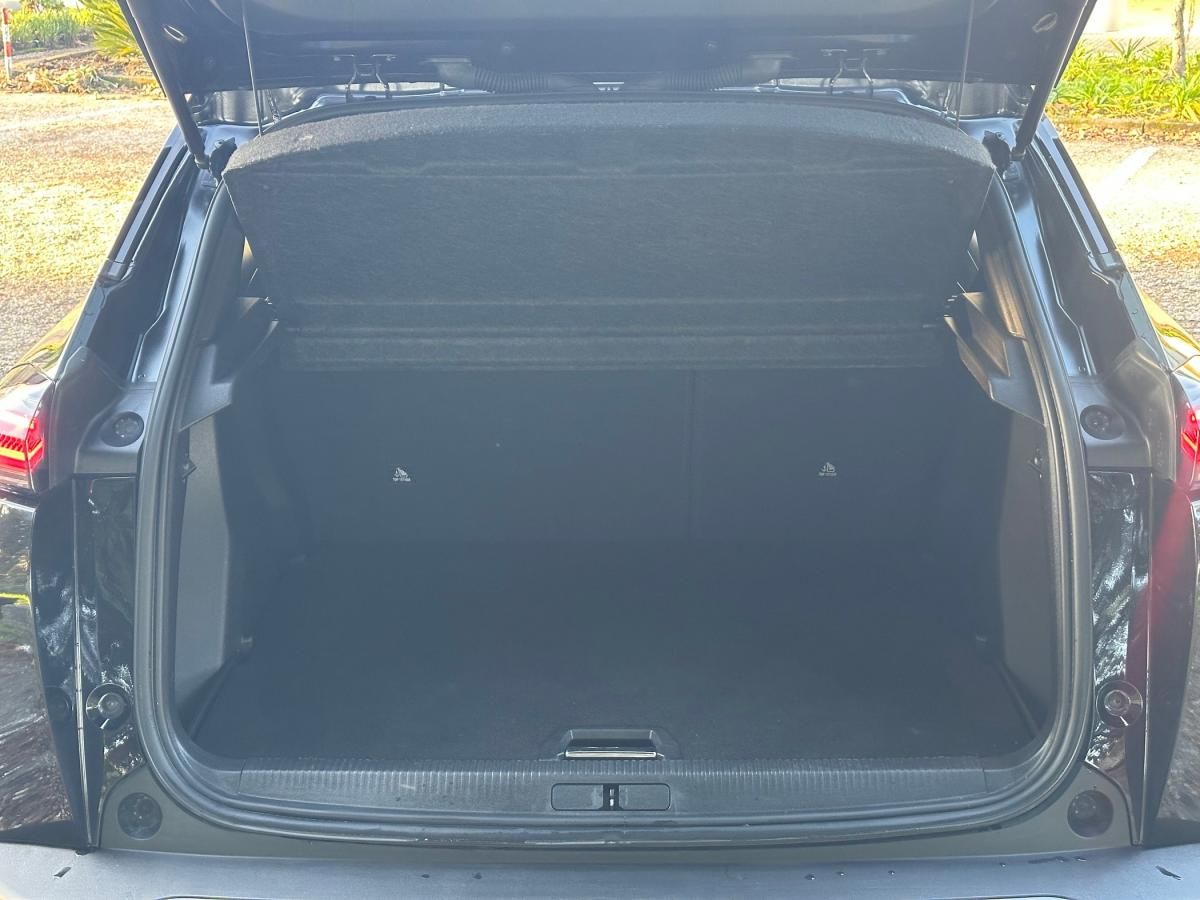 peugeot-2008-2024-gasolina-1199cc